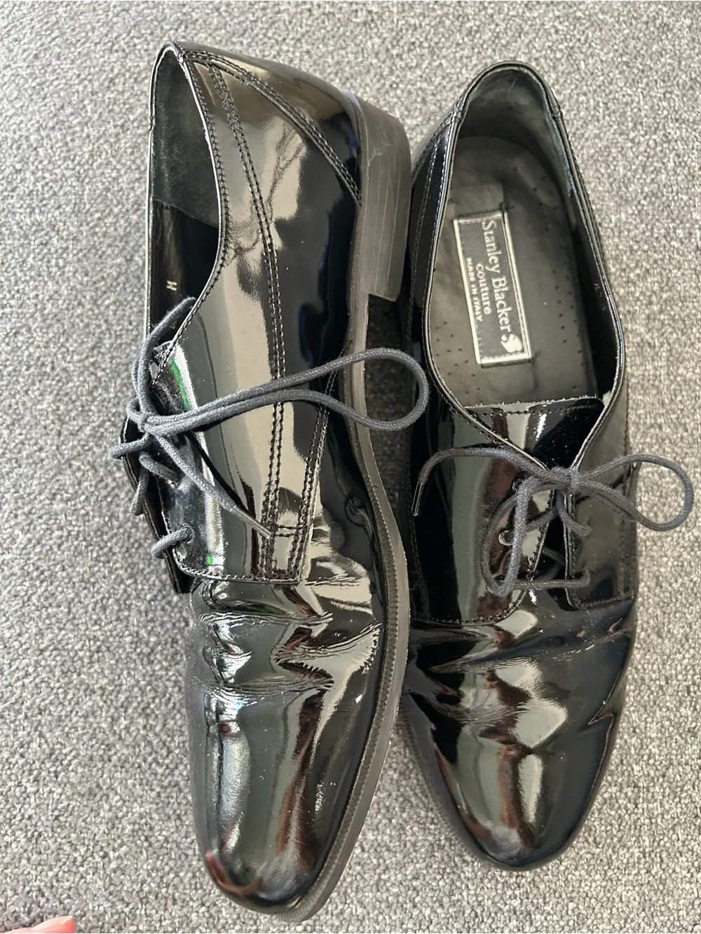 8.5 Men's Black Patent Lace-Up Dress Shoes EUC